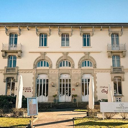 Hotels&Résidences - Le Metropole Luxeuil-les-Bains Esterno foto