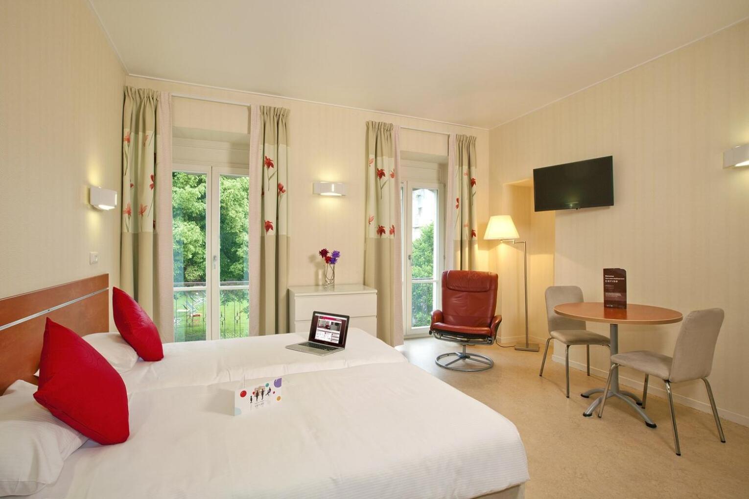 Hotels&Résidences - Le Metropole Luxeuil-les-Bains Camera foto