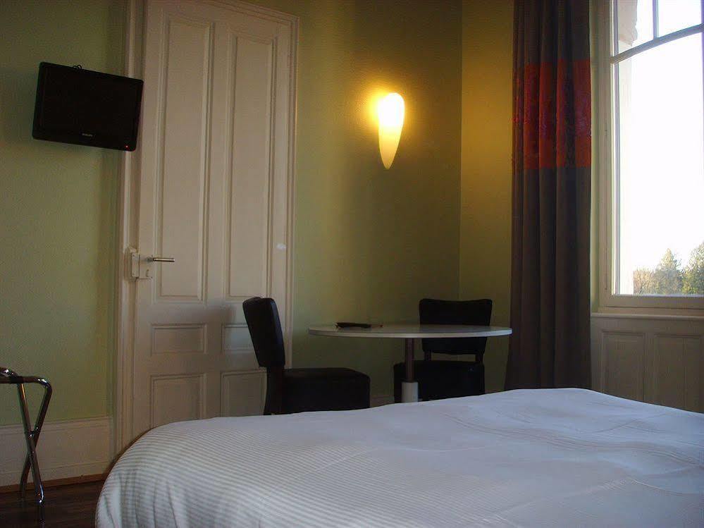 Hotels&Résidences - Le Metropole Luxeuil-les-Bains Esterno foto